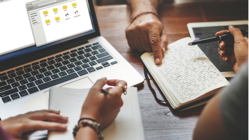 استاد مشاور پایان نامه